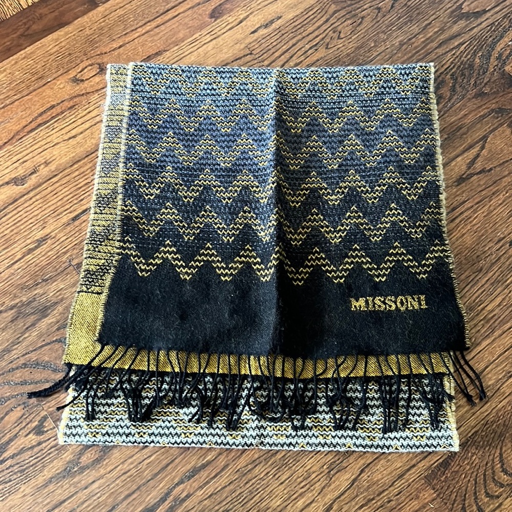 Missoni wool scarf